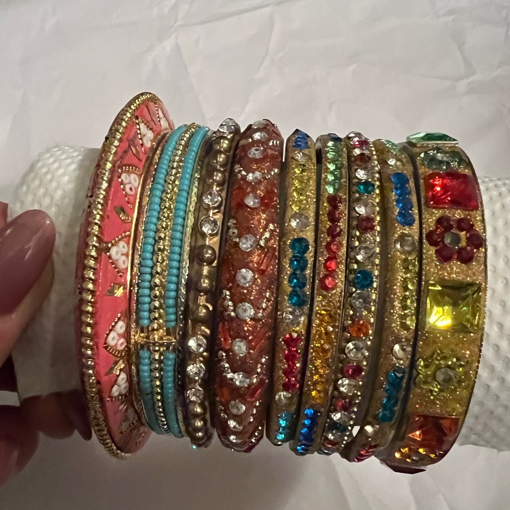 Multicolor Bangle Set